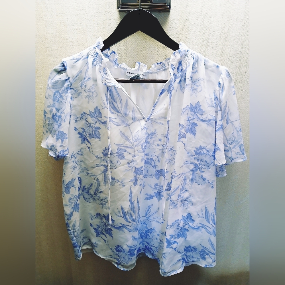 Cupcakes & Cashmere Blue Floral Blouse